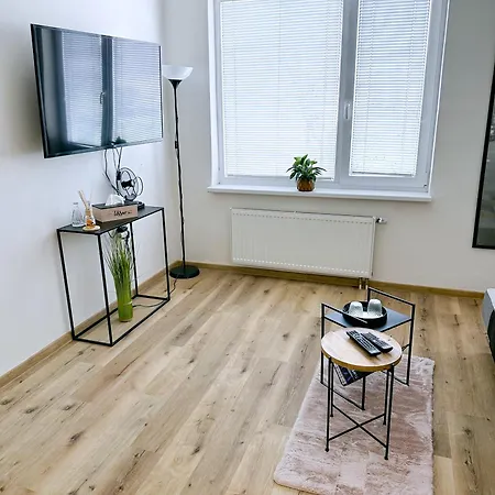 Dmz Gæstehus 3*