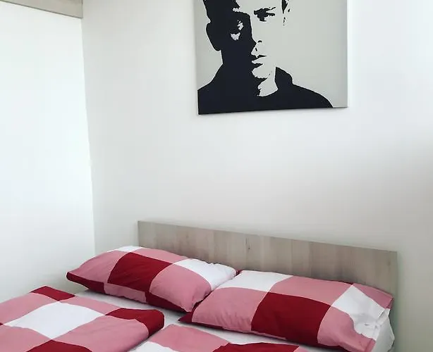 Casa de hóspedes Dmz 3*