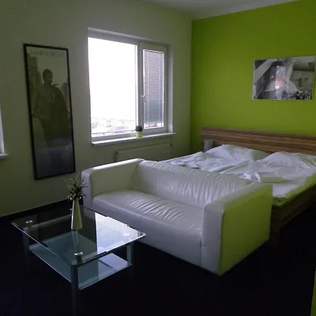 招待所 Dmz膳宿旅馆